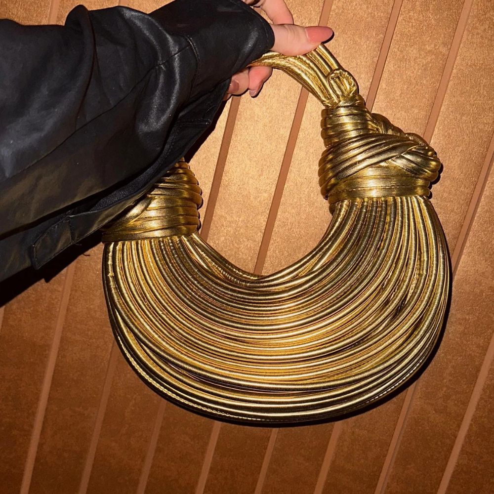 Aureum Gold Bag
