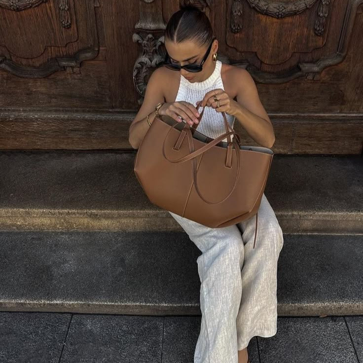 Elora Grand Tote